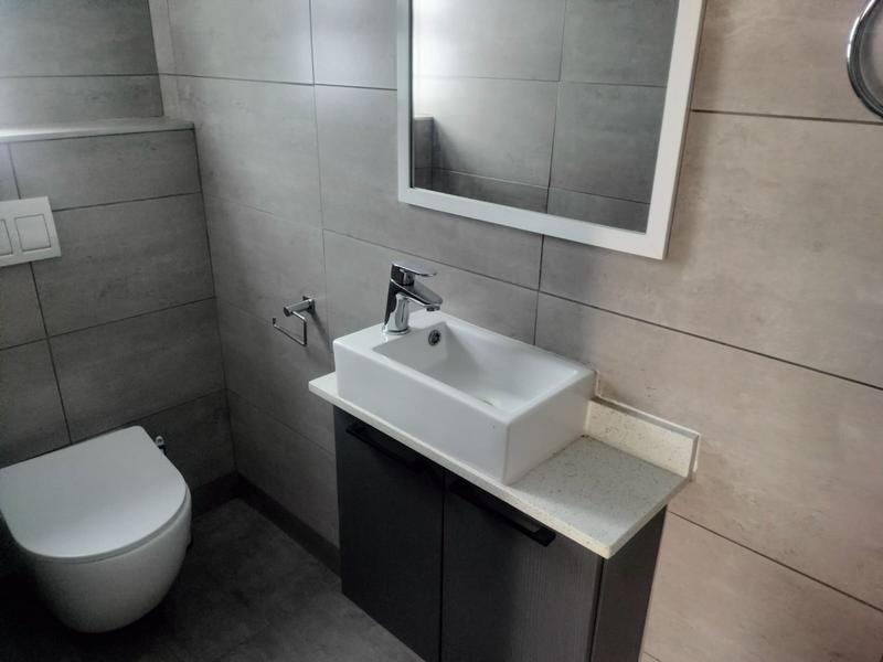 To Let 4 Bedroom Property for Rent in Ashlea Gardens Gauteng