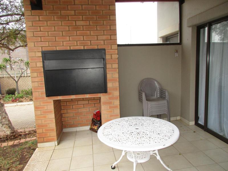 To Let 1 Bedroom Property for Rent in Retire at Midstream Gauteng