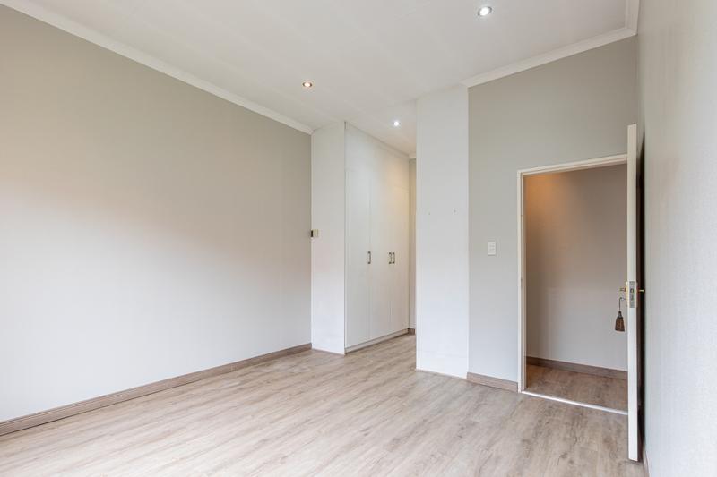 3 Bedroom Property for Sale in Ruimsig Gauteng