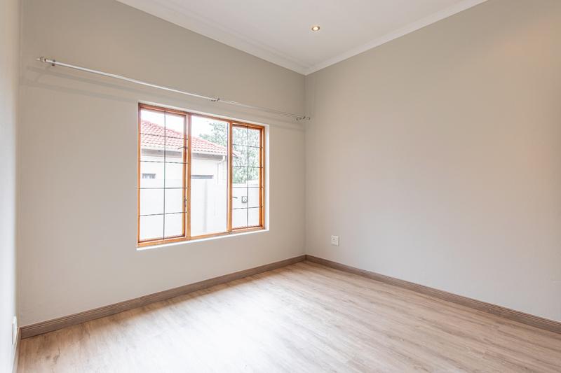 3 Bedroom Property for Sale in Ruimsig Gauteng