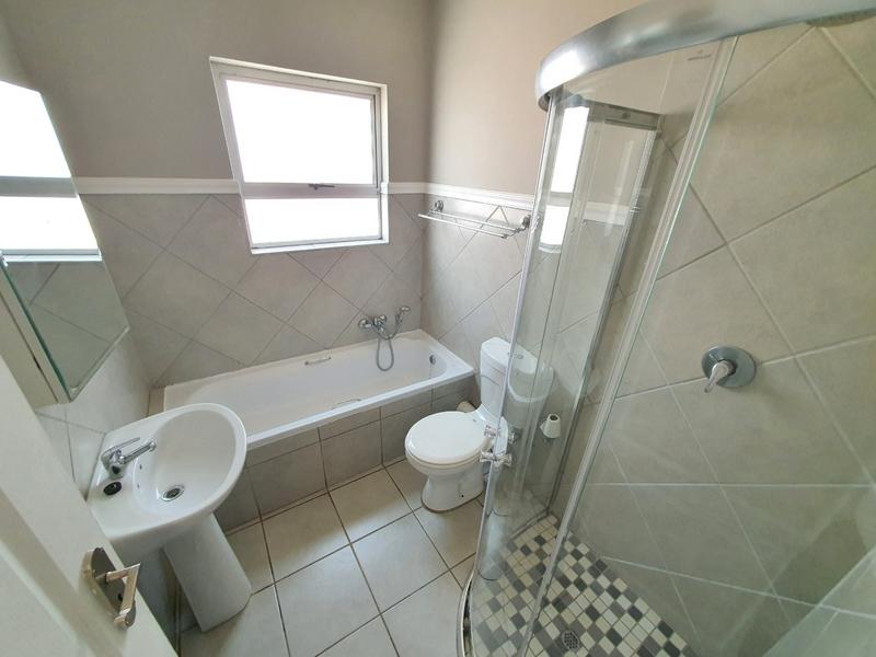 2 Bedroom Property for Sale in Montana Gauteng