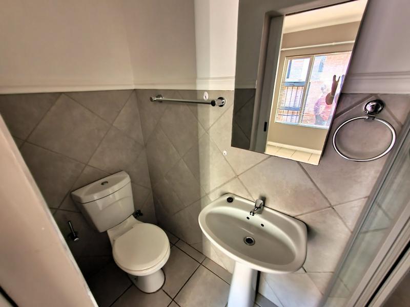 2 Bedroom Property for Sale in Montana Gauteng
