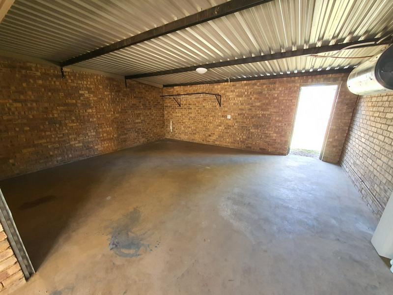 2 Bedroom Property for Sale in Montana Gauteng