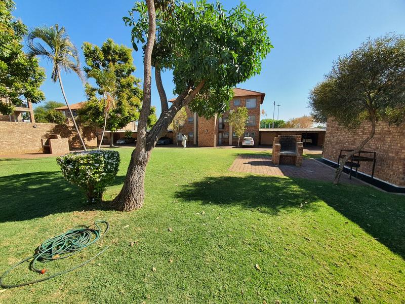 2 Bedroom Property for Sale in Montana Gauteng