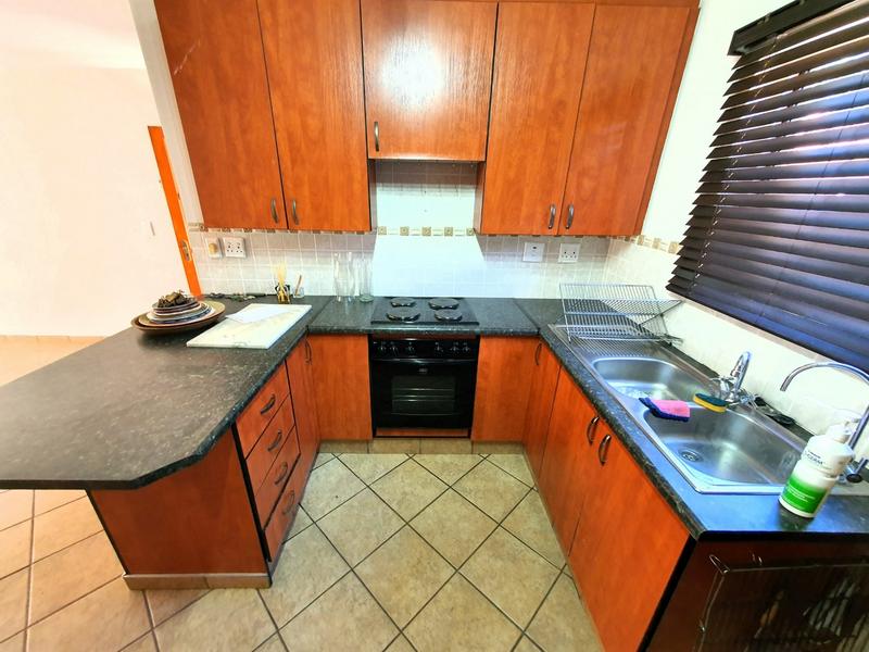 2 Bedroom Property for Sale in Montana Tuine Gauteng