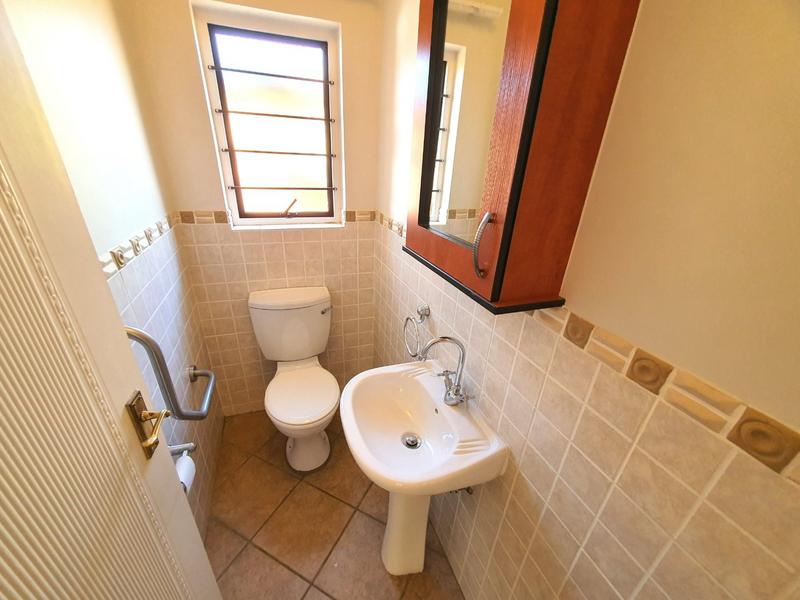 2 Bedroom Property for Sale in Montana Tuine Gauteng