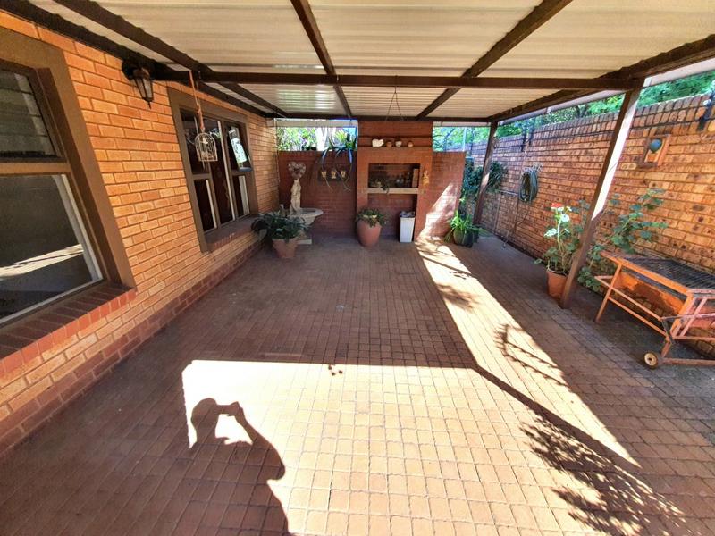 2 Bedroom Property for Sale in Montana Tuine Gauteng