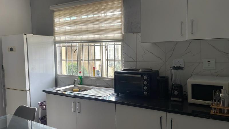 To Let 1 Bedroom Property for Rent in Kensington Gauteng