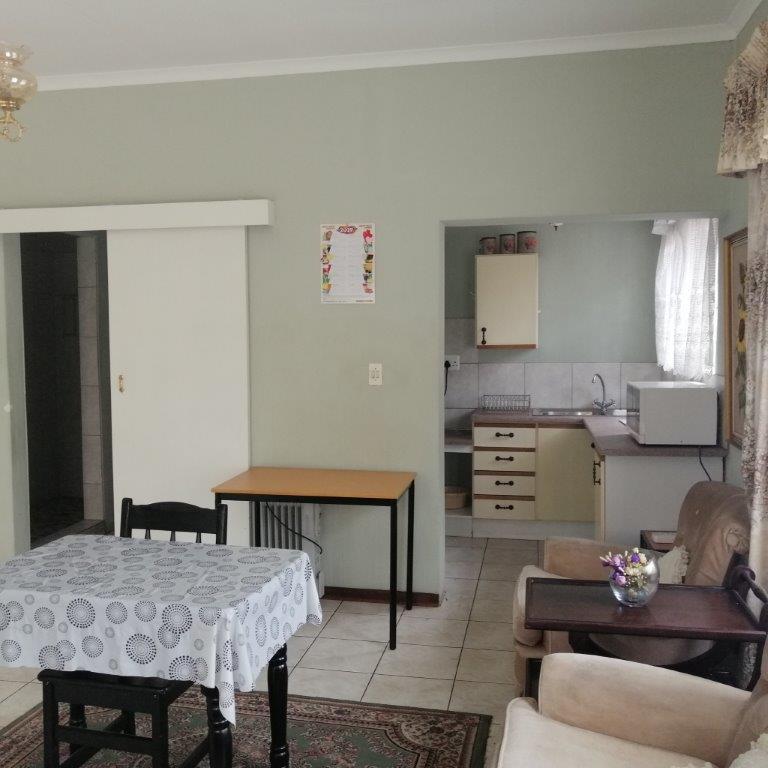 To Let 1 Bedroom Property for Rent in Eastleigh Ridge Gauteng
