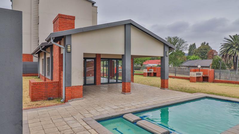 3 Bedroom Property for Sale in Sebenza Gauteng