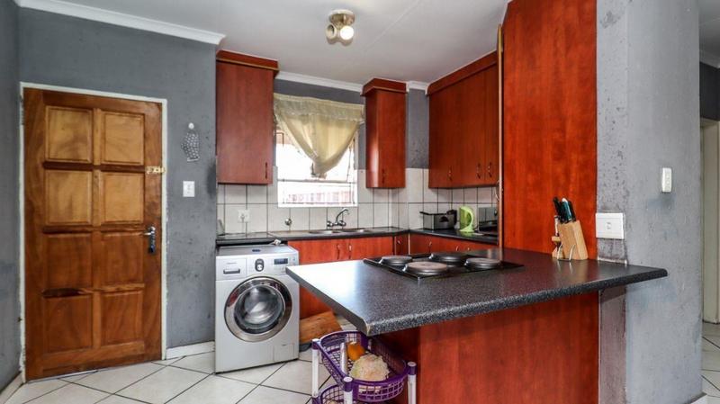 2 Bedroom Property for Sale in Croydon Gauteng