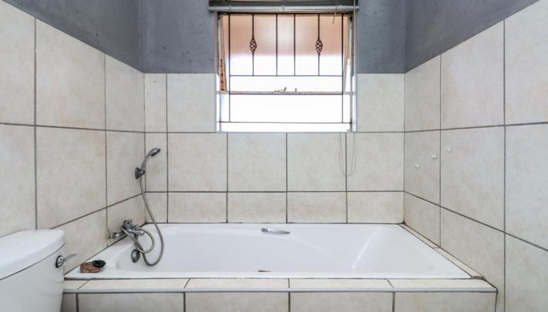 2 Bedroom Property for Sale in Croydon Gauteng