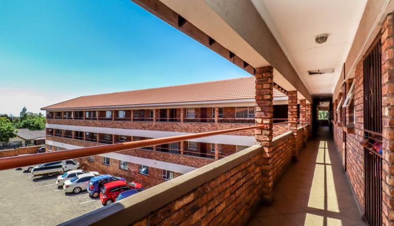 2 Bedroom Property for Sale in Croydon Gauteng