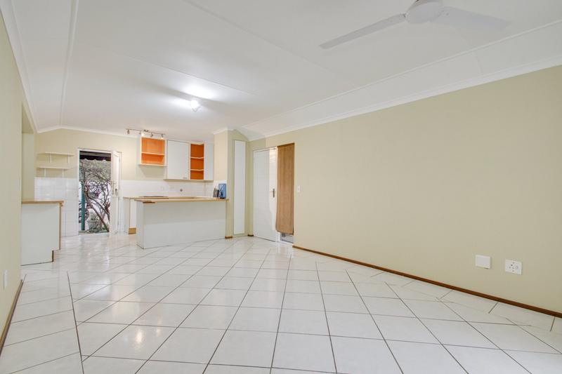 To Let 2 Bedroom Property for Rent in Douglasdale Gauteng