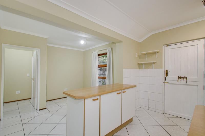 To Let 2 Bedroom Property for Rent in Douglasdale Gauteng