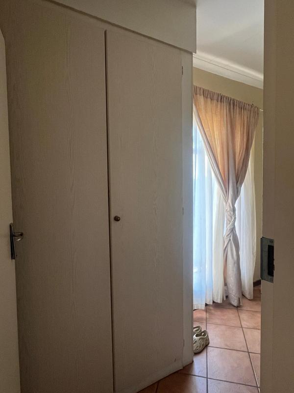 To Let 2 Bedroom Property for Rent in Olympus AH Gauteng