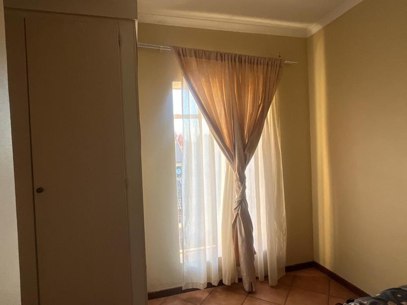 To Let 2 Bedroom Property for Rent in Olympus AH Gauteng