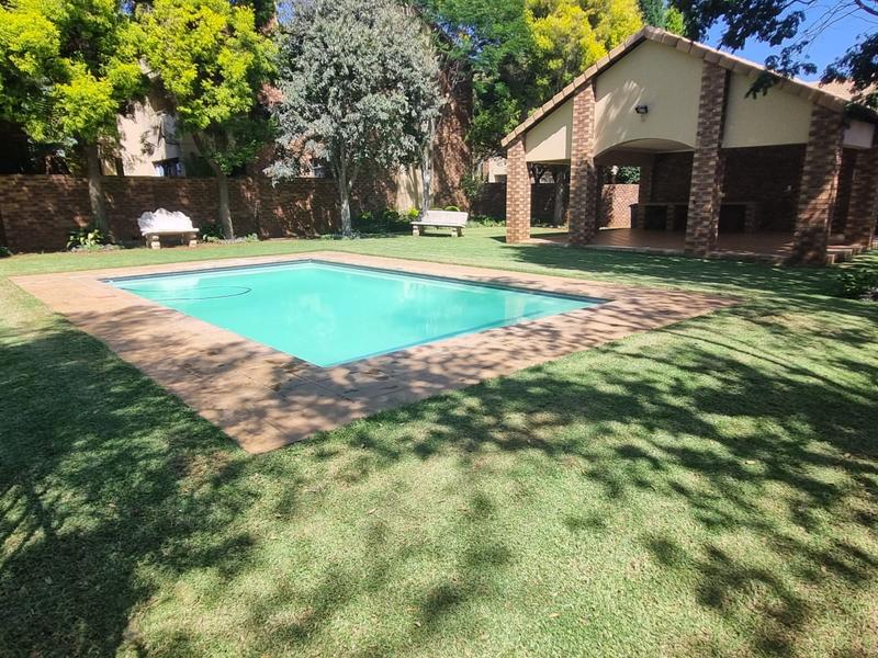 To Let 2 Bedroom Property for Rent in Olympus AH Gauteng