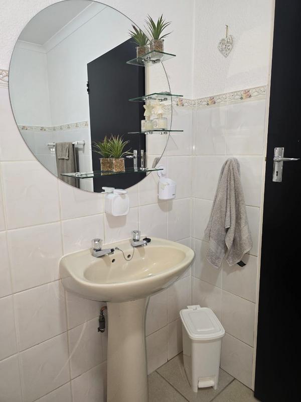 3 Bedroom Property for Sale in Dunnottar Gauteng