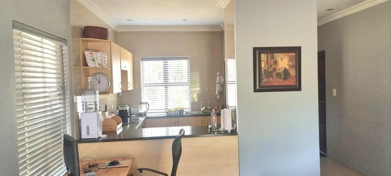 1 Bedroom Property for Sale in Zwartkop Golf Estate Gauteng