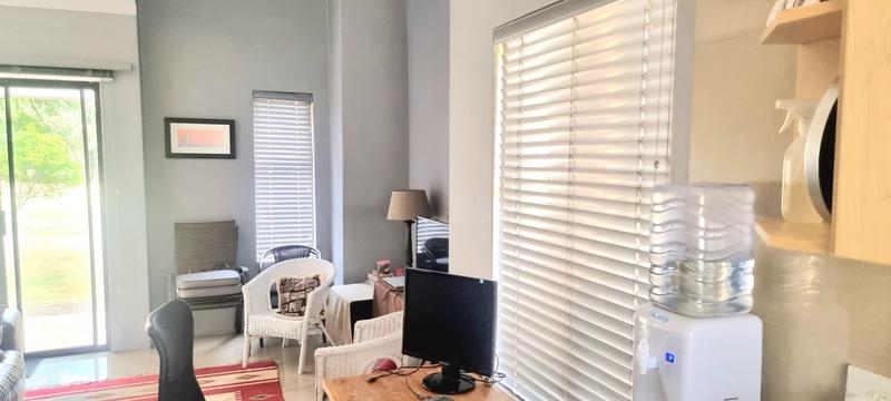 1 Bedroom Property for Sale in Zwartkop Golf Estate Gauteng