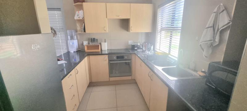 1 Bedroom Property for Sale in Zwartkop Golf Estate Gauteng