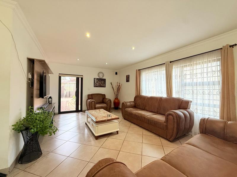 4 Bedroom Property for Sale in Terenure Gauteng