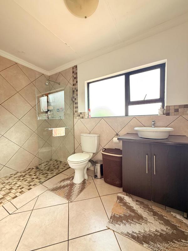 4 Bedroom Property for Sale in Terenure Gauteng