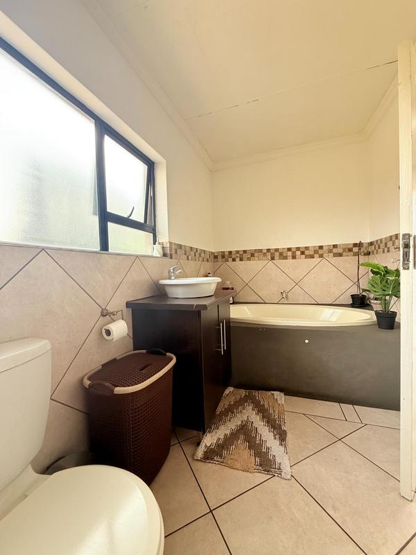 4 Bedroom Property for Sale in Terenure Gauteng