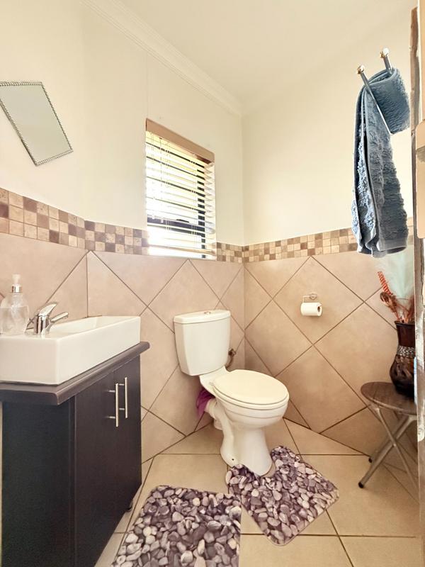 4 Bedroom Property for Sale in Terenure Gauteng