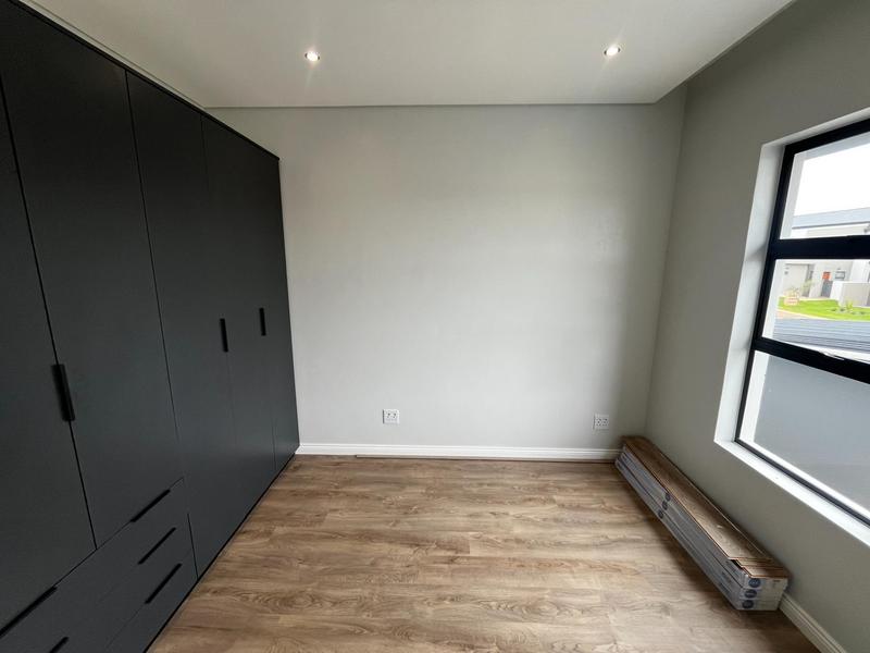 4 Bedroom Property for Sale in Fountainbrook Estate Gauteng