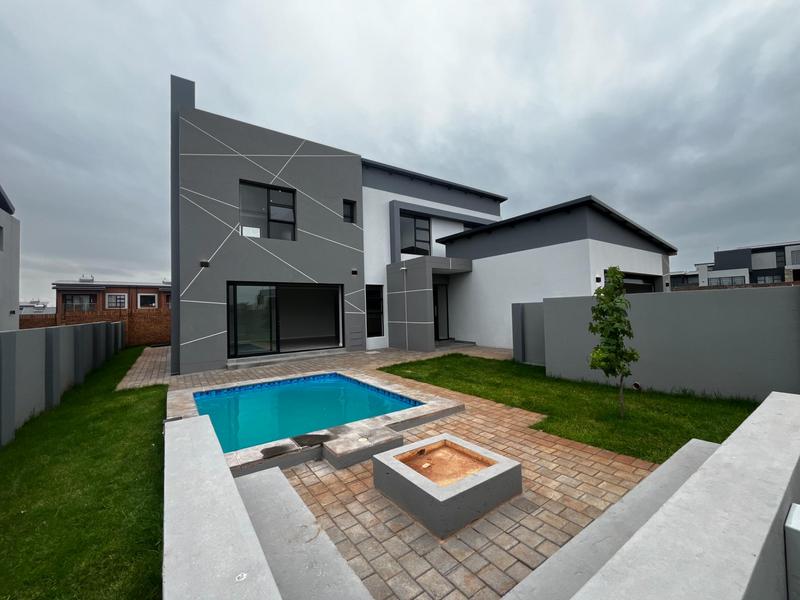 4 Bedroom Property for Sale in Fountainbrook Estate Gauteng