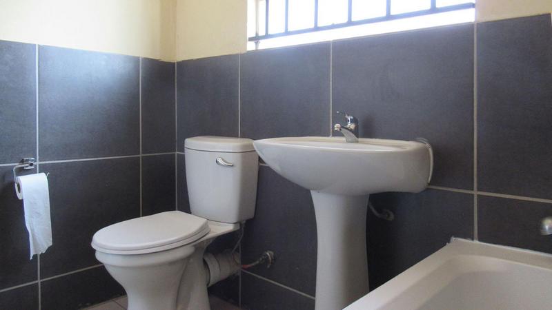 2 Bedroom Property for Sale in Witpoortjie Gauteng