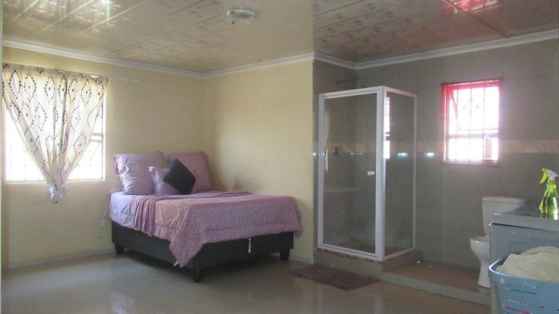 2 Bedroom Property for Sale in Witpoortjie Gauteng