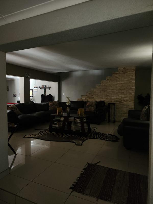4 Bedroom Property for Sale in Brenthurst Gauteng