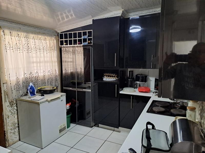 3 Bedroom Property for Sale in Klipspruit West Gauteng