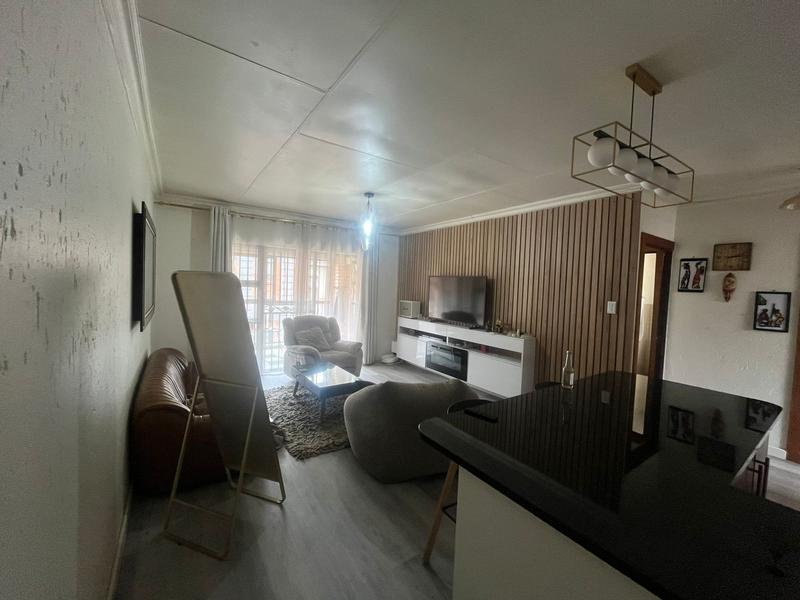 To Let 2 Bedroom Property for Rent in Ravenswood Gauteng