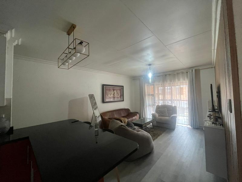 To Let 2 Bedroom Property for Rent in Ravenswood Gauteng