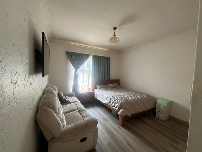 To Let 2 Bedroom Property for Rent in Ravenswood Gauteng