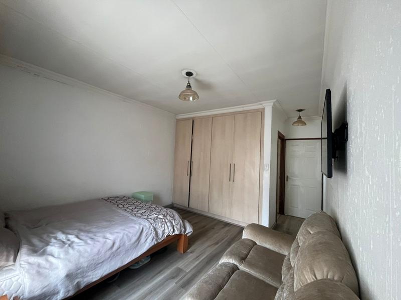 To Let 2 Bedroom Property for Rent in Ravenswood Gauteng