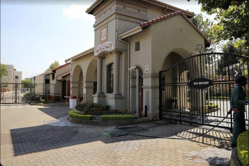 To Let 2 Bedroom Property for Rent in Pineslopes Gauteng
