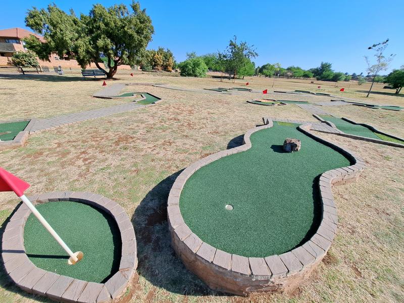 3 Bedroom Property for Sale in Rooihuiskraal North Gauteng