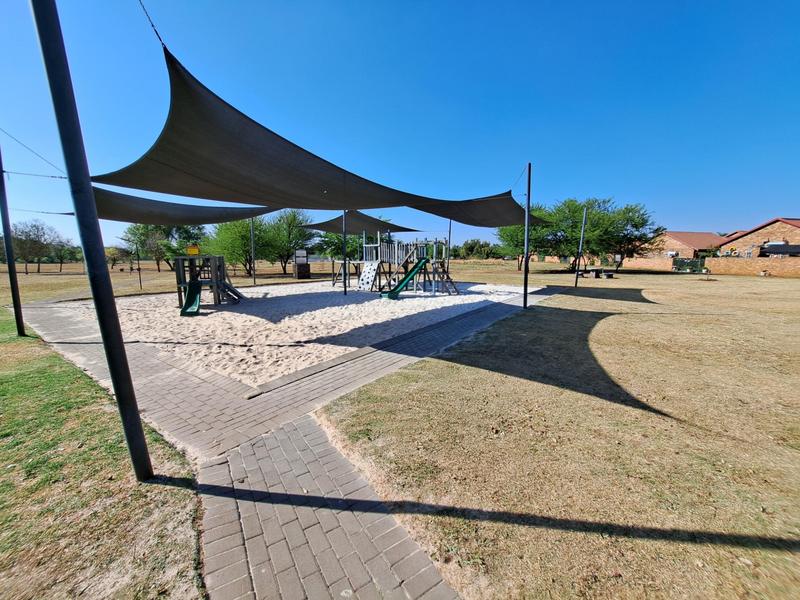 3 Bedroom Property for Sale in Rooihuiskraal North Gauteng