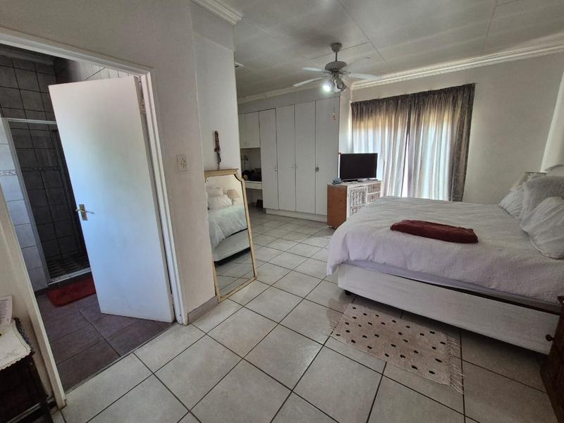 4 Bedroom Property for Sale in Brackendowns Gauteng