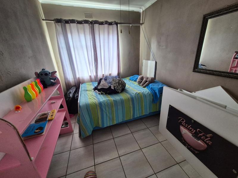 4 Bedroom Property for Sale in Brackendowns Gauteng