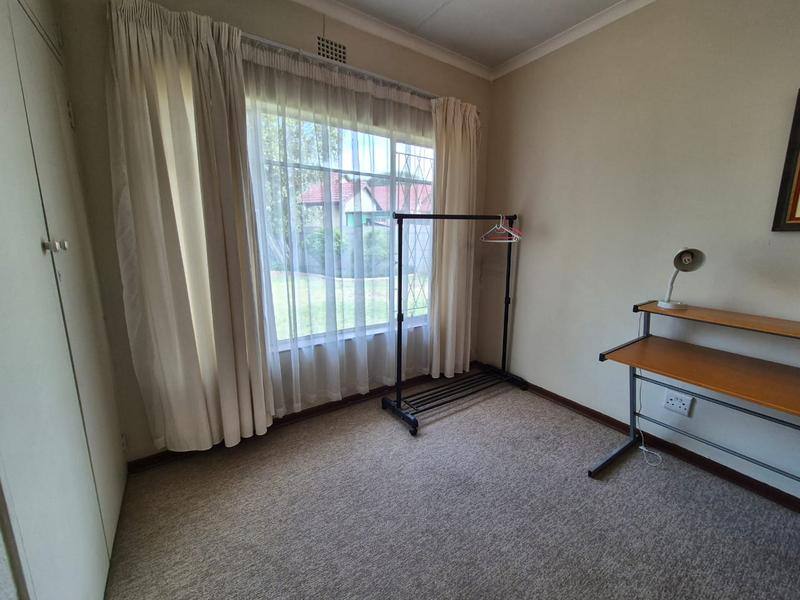 5 Bedroom Property for Sale in Brackendowns Gauteng