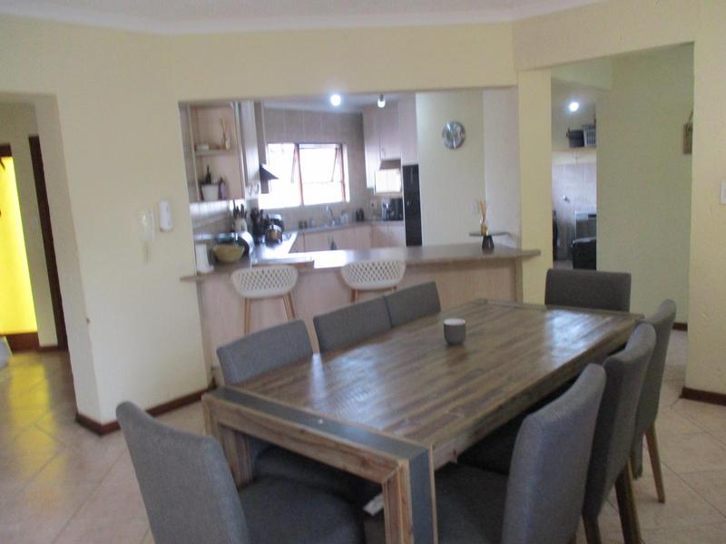 To Let 3 Bedroom Property for Rent in Radiokop Gauteng
