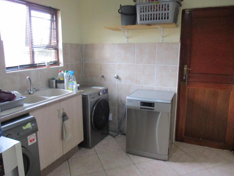 To Let 3 Bedroom Property for Rent in Radiokop Gauteng