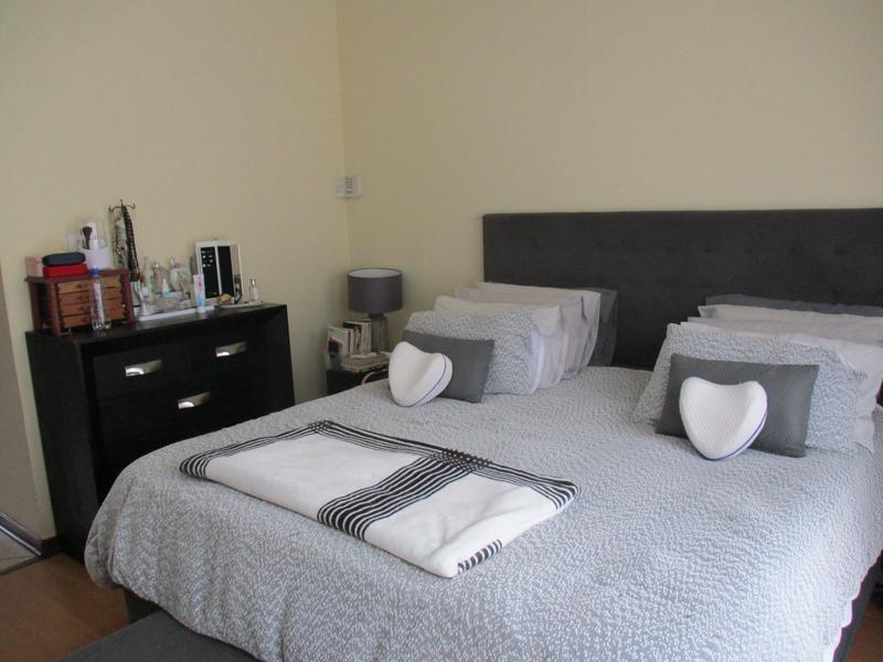 To Let 3 Bedroom Property for Rent in Radiokop Gauteng