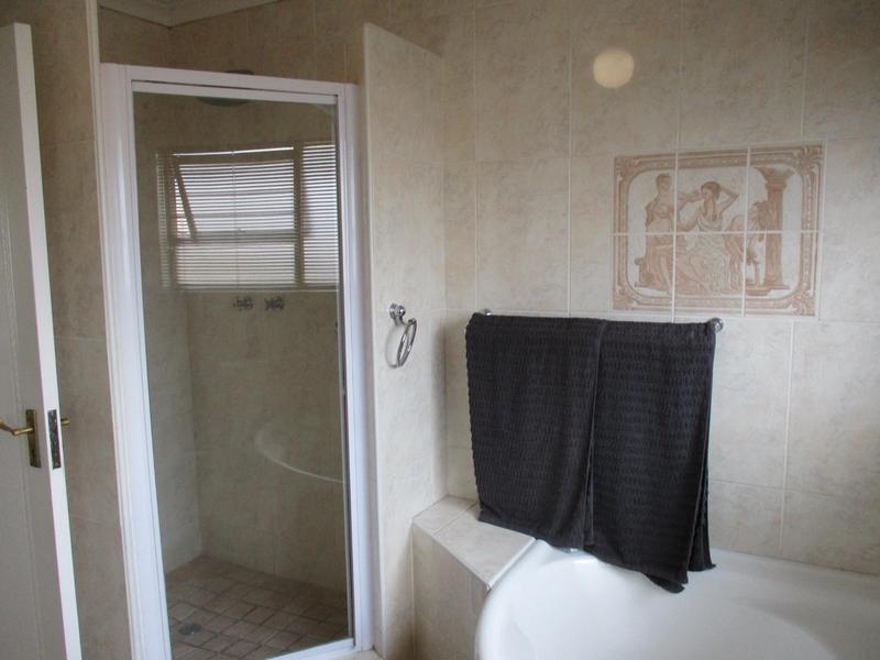 To Let 3 Bedroom Property for Rent in Radiokop Gauteng